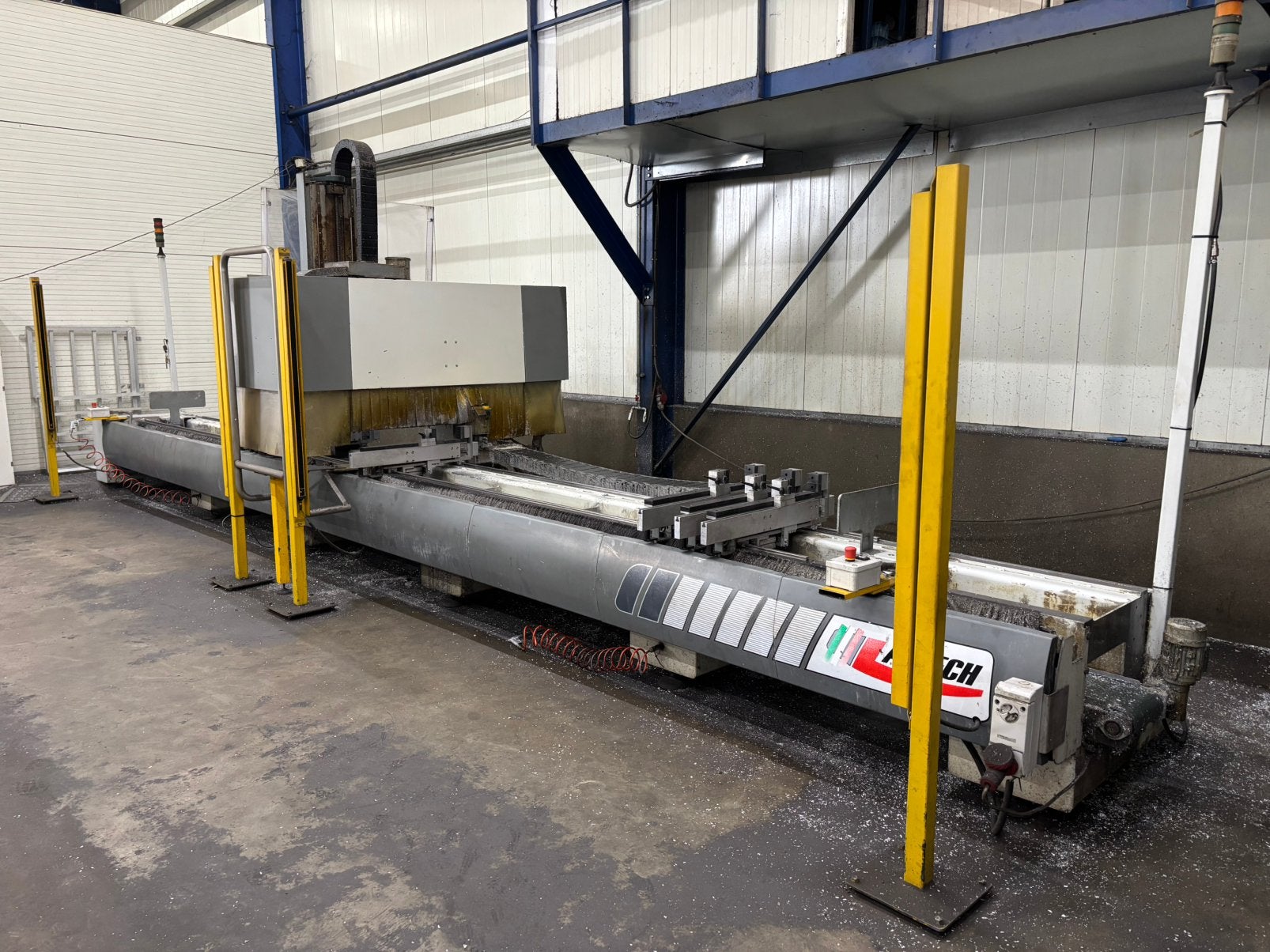 Cnc frees, Zakelijke goederen, Machines en Bouw | Industrie en Techniek, Ophalen
