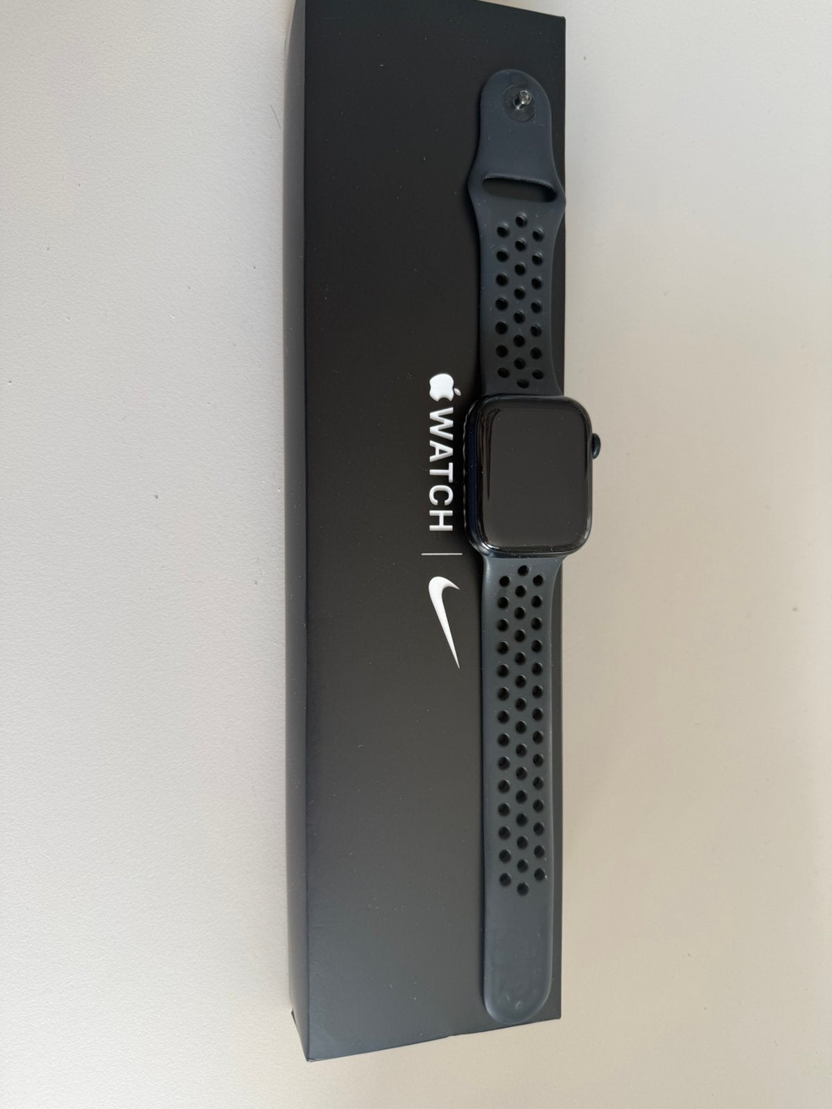 Apple Watch Nike Series 7 45 mm, Sieraden, Tassen en Uiterlijk, Smartwatches, Zwart, IOS, Ophalen of Verzenden, Zo goed als nieuw