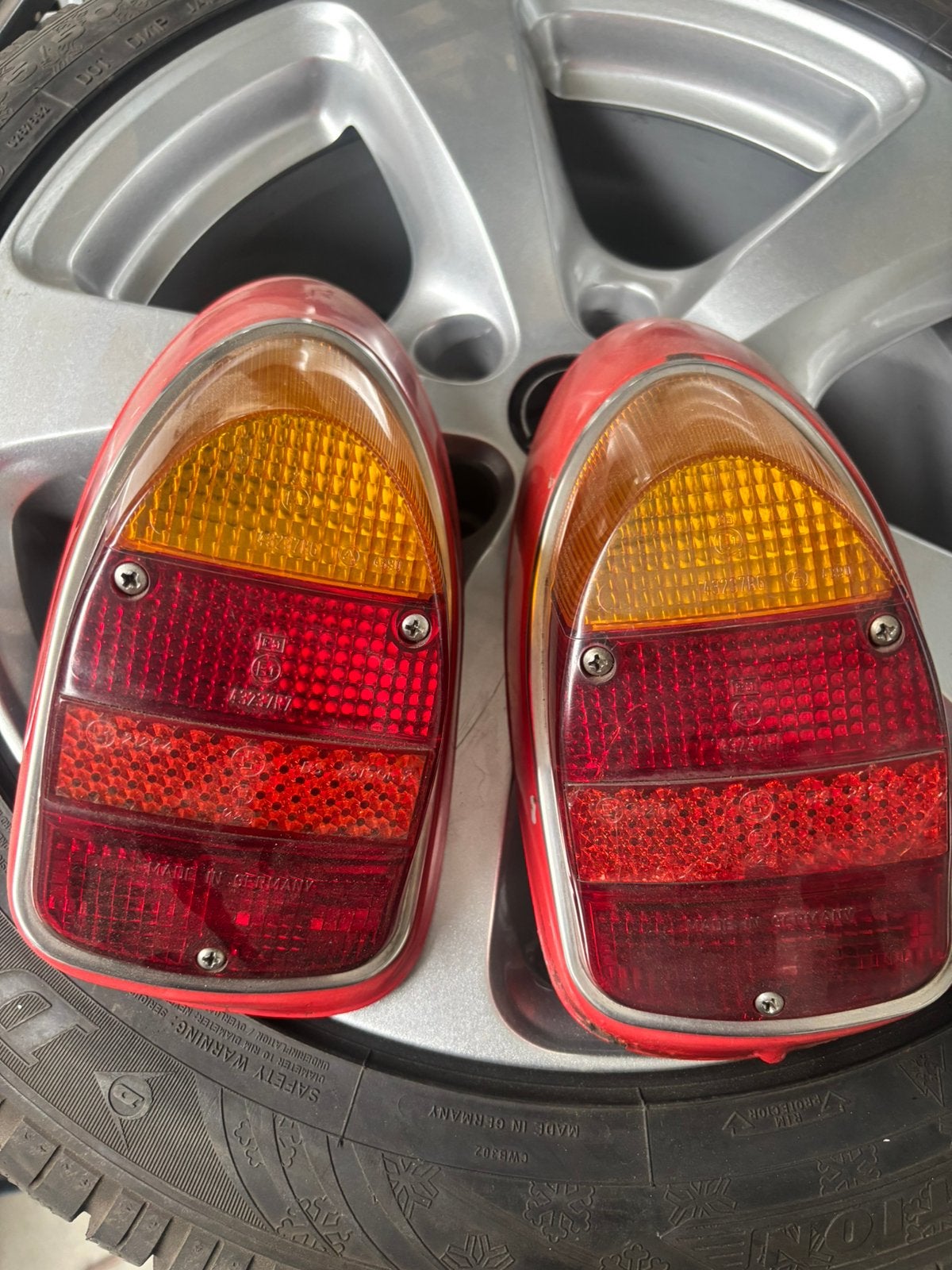2x achterlicht VW kever compleet, Auto-onderdelen, Verlichting, Ophalen, Nieuw, Volkswagen