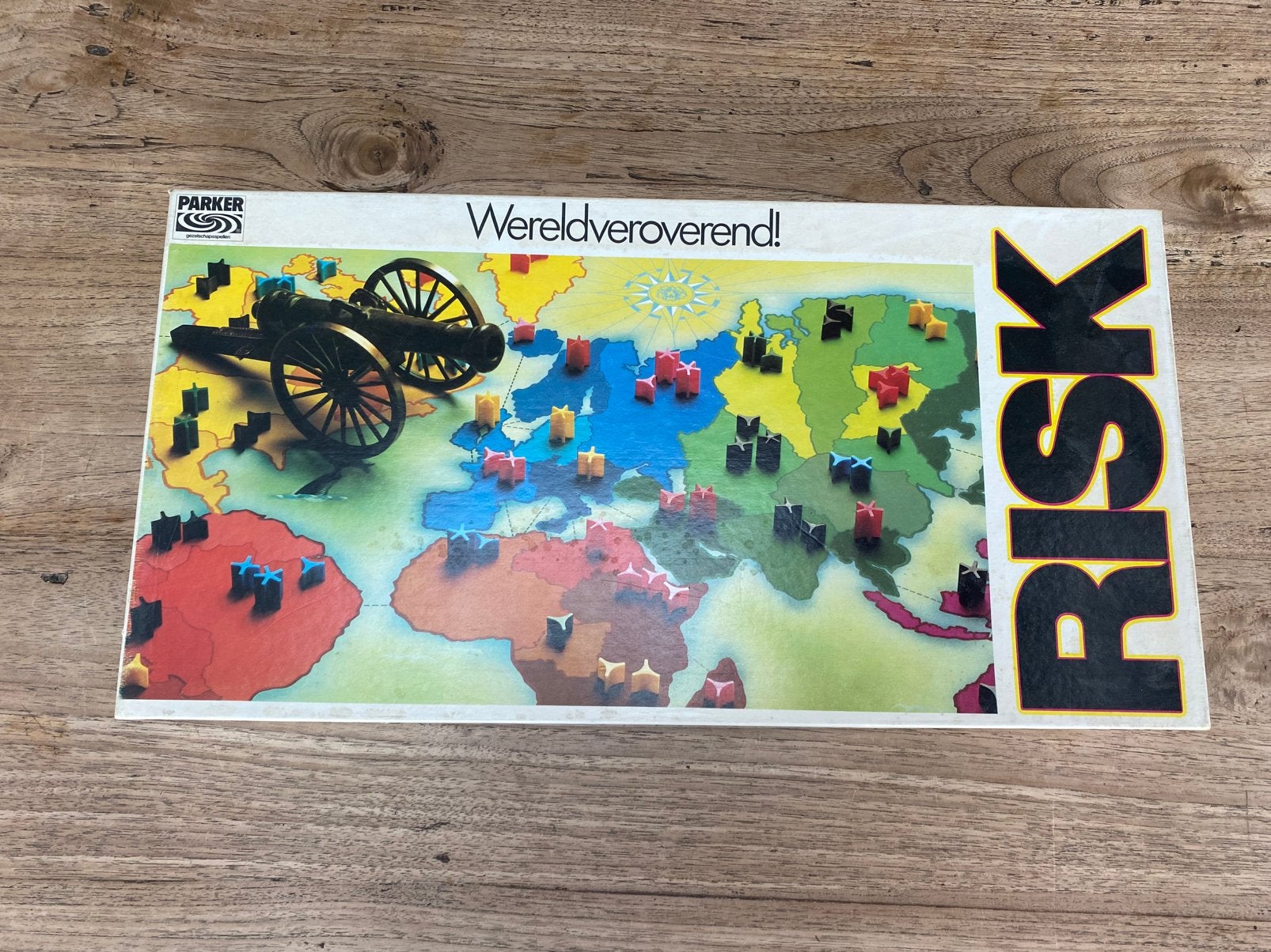Parker Risk Wereld veroverend, oude versie witte doos, zgan, Hobby en Vrije tijd, Gezelschapsspellen | Bordspellen, Ophalen of Verzenden