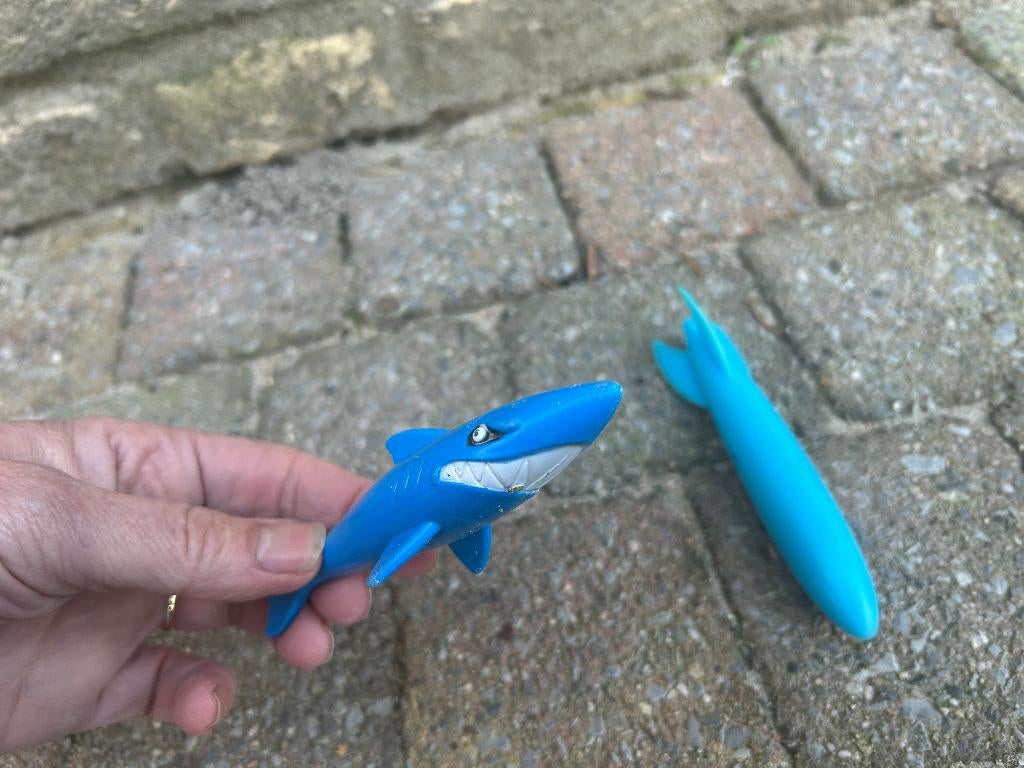 Duikhaai en torpedo (duikspeelgoed), Ophalen of Verzenden, Gebruikt