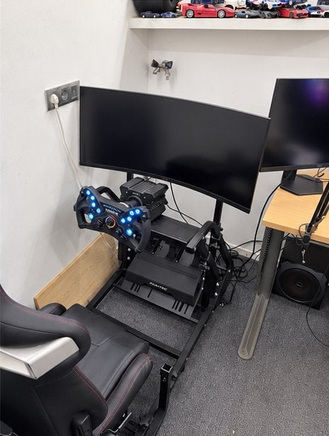 Complete Sim Racing Setup – MOZA, Fanatec & GT Omega, Spelcomputers en Games, Ophalen, Gebruikt, 1 speler, Racen en Vliegen