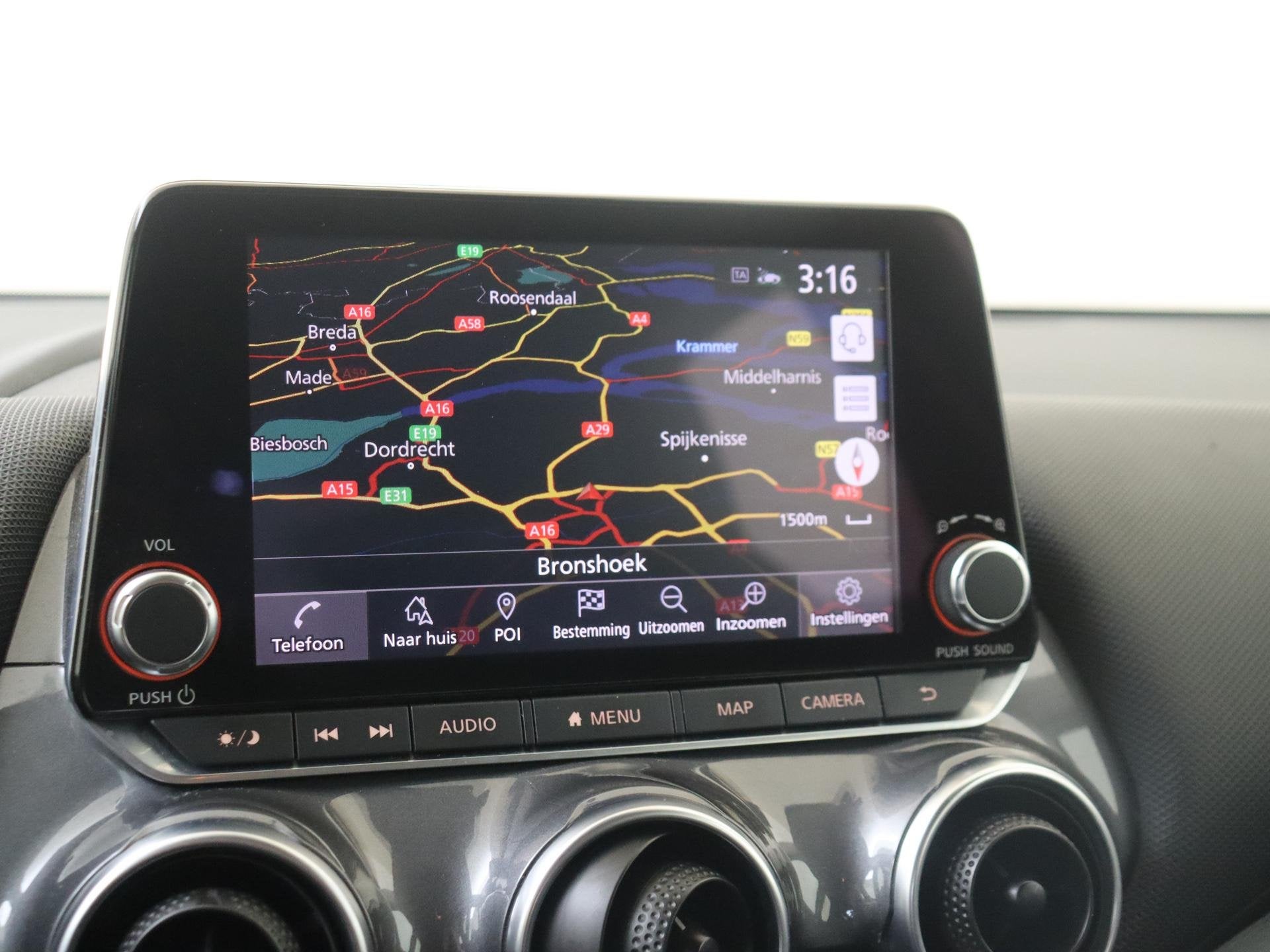 Foto 21 van Nissan Juke 1.0 DIG-T Acenta | Achteruitrijcamera | Wieldopp