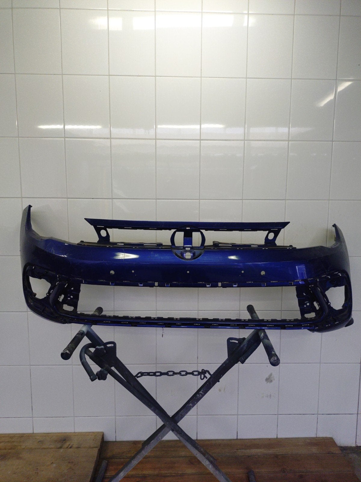 Voorbumper VW Polo 2G0807221K 4x PDC, Gebruikt, Berliner Ring 2, 38440 Wolfsburg, Duitsland, Volkswagen AG, Info@volkswagen.de