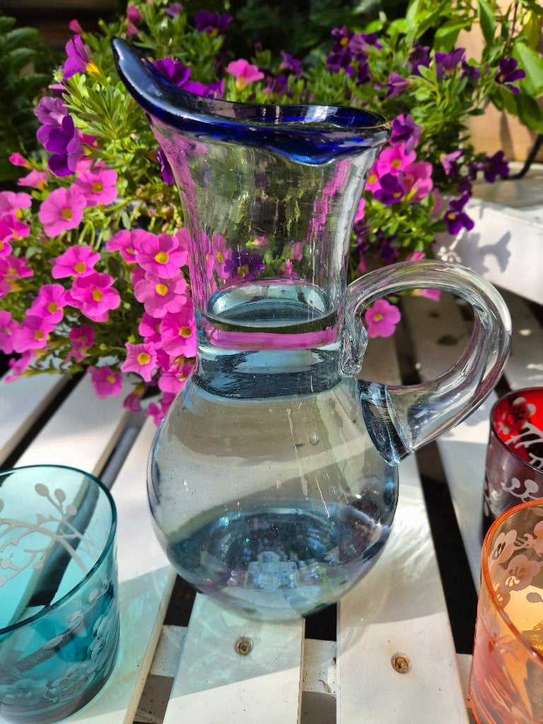 mondgeblazen glazen Mexicaanse karaf kobalt blauwe rand., Antiek en Kunst, Antiek | Glas en Kristal, Ophalen of Verzenden