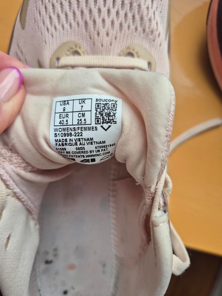 Dames Saucony hardloop schoen mt. 40.5, Ophalen of Verzenden, Nieuw, Hardloopschoenen, Saucony
