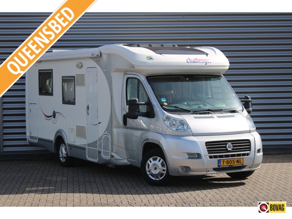 Challenger Mageo 118 Queensbed Fiat Zonnepaneel Webasto, Caravans en Kamperen, Campers, Fiat, 7 tot 8 meter, Bedrijf, Challenger