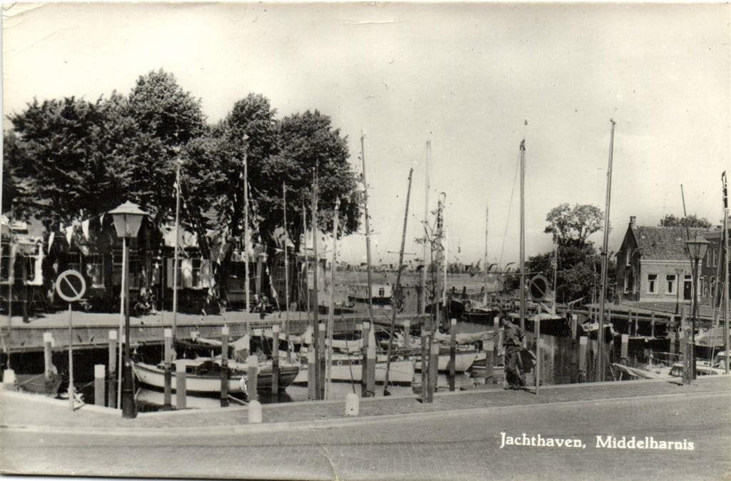 Jachthaven, Middelharnis - boten - gelopen, Ophalen of Verzenden, 1960 tot 1980, Gelopen, Zuid-Holland