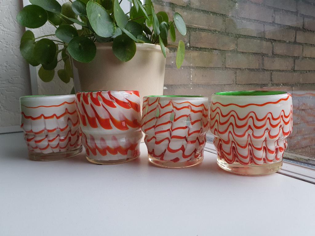 Authentieke Murano glazen set – 4 handgeblazen glazen, Antiek en Kunst, Antiek | Glas en Kristal, Ophalen of Verzenden