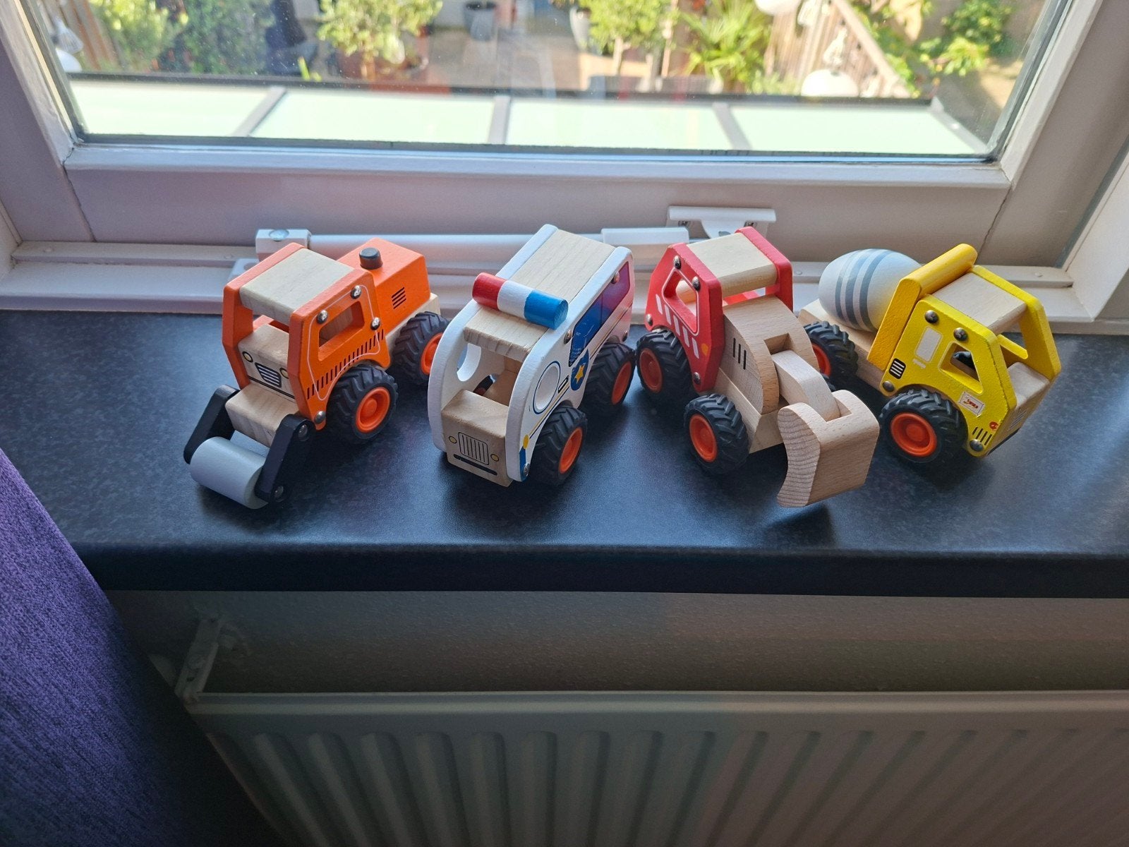 houten speelgoed voertuigen nooit mee gespeeld, Kinderen en Baby's, Speelgoed | Houten speelgoed, Ophalen of Verzenden