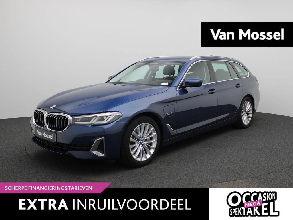 BMW 5 Reeks Touring 520e 150kW | PANORAMADAK | ACHTERUITRIJC, Automaat, 12 maanden, Gebruikt, Zwart