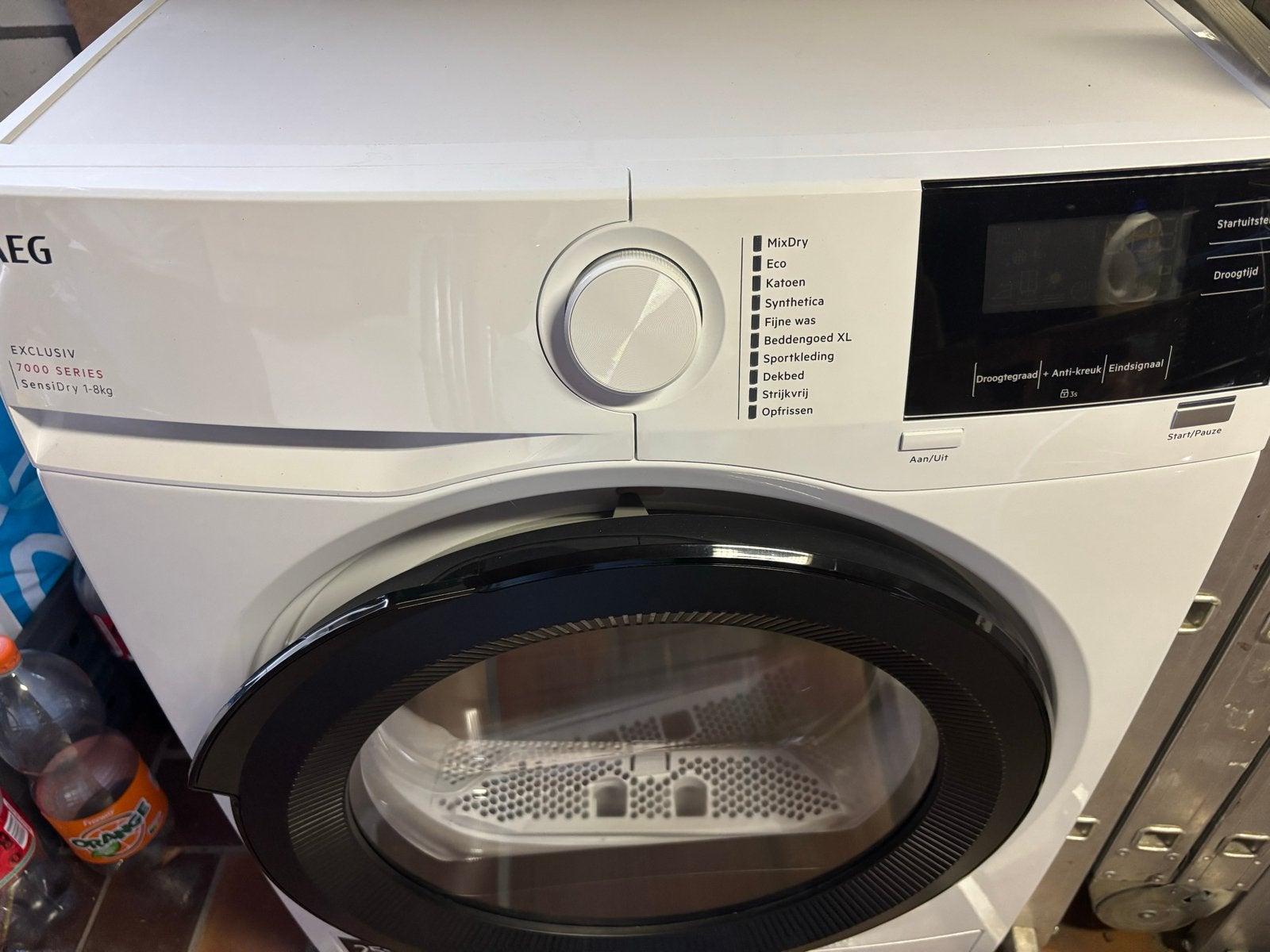 Foto 3 van AEG 7000 Series SensiDry 7 kg Warmtepompdroger