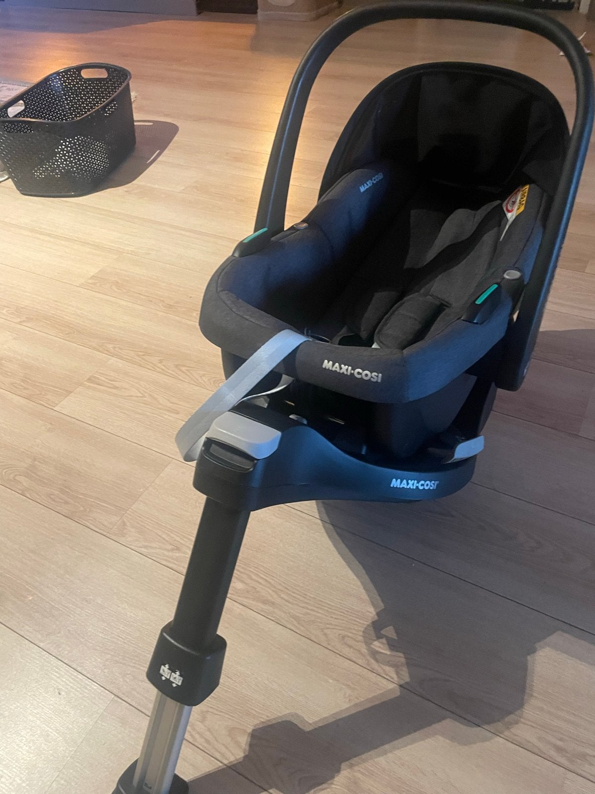 Maxi-Cosi CabrioFix S i-Size autostoel+FamilyFix 360 isofix, Ophalen of Verzenden, Zo goed als nieuw, Isofix, 0 t/m 13 kg