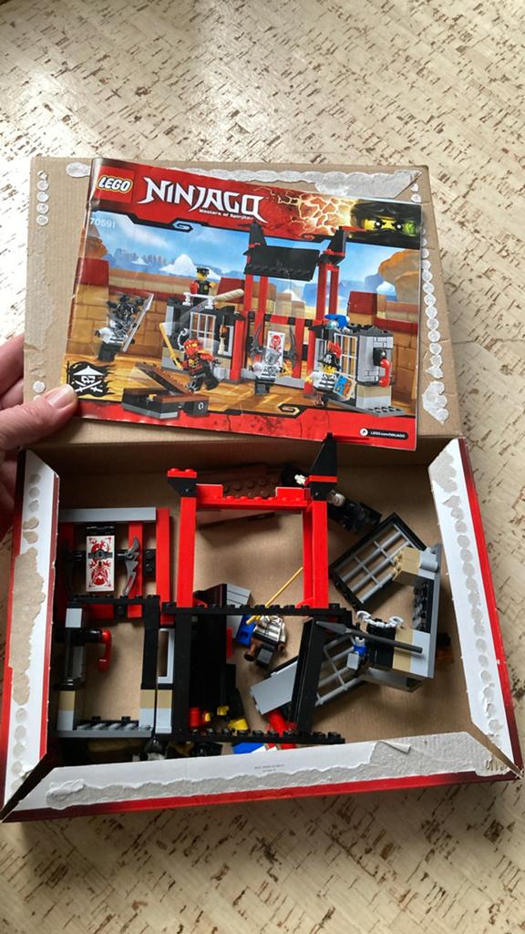 LEGO Ninjago 70591 - Kryptarium Gevangenis (mist 2 onderdele, Gebruikt, Lego, Ophalen of Verzenden, Inclusief instructies