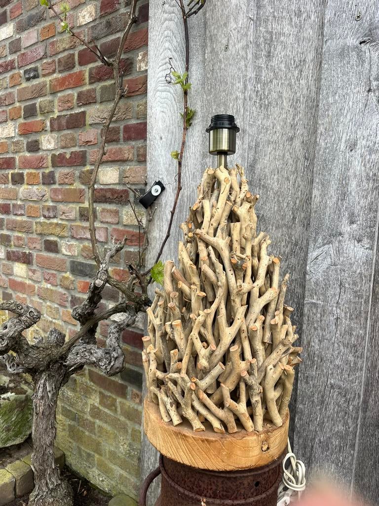 Tafellamp van drijfhout, Ophalen, Zo goed als nieuw, Hout, 50 tot 75 cm