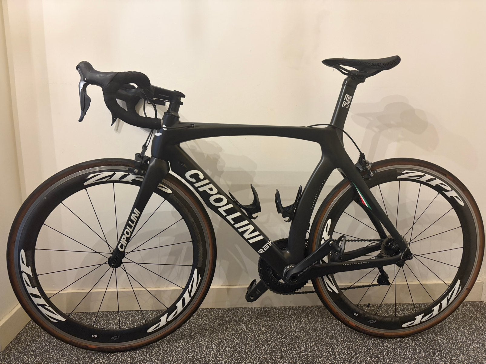 Cipollini RB1K – Ultegra Di2 – Zipp 60 Carb - wahoo roam v2, Carbon, Zo goed als nieuw, Meer dan 20 versnellingen, 53 tot 57 cm