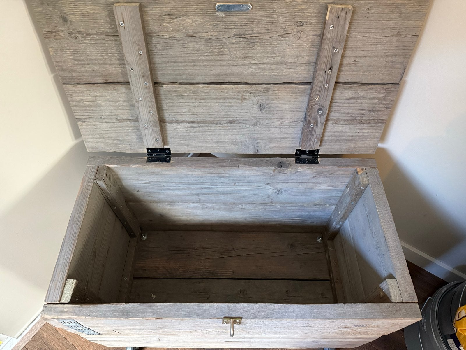 Steigerhouten kist op wielen, Ophalen, 50 – 75, Gebruikt, 100 tot 150 cm
