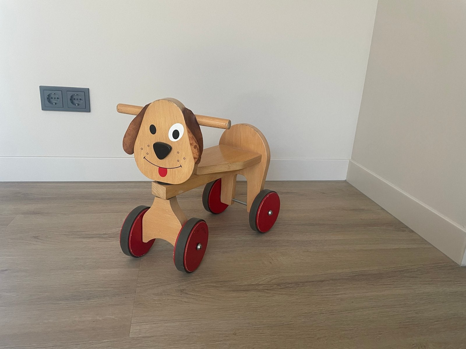 Houten loopfietsje hond - loopwagen voor baby/dreumes, Ophalen of Verzenden, Gebruikt, Jongen of Meisje