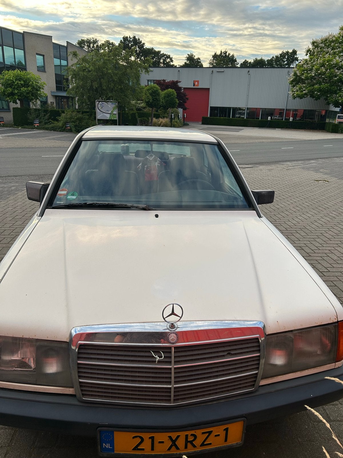 Mercedes-Benz Mercedes 190E, foto 4