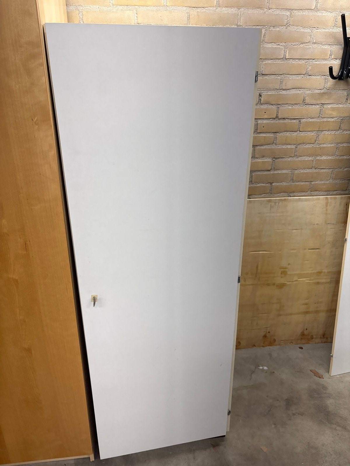 Gratis witte kast (2x) - 60x60x172cm, Gebruikt, 150 tot 200 cm, 50 tot 100 cm, Ophalen of Verzenden