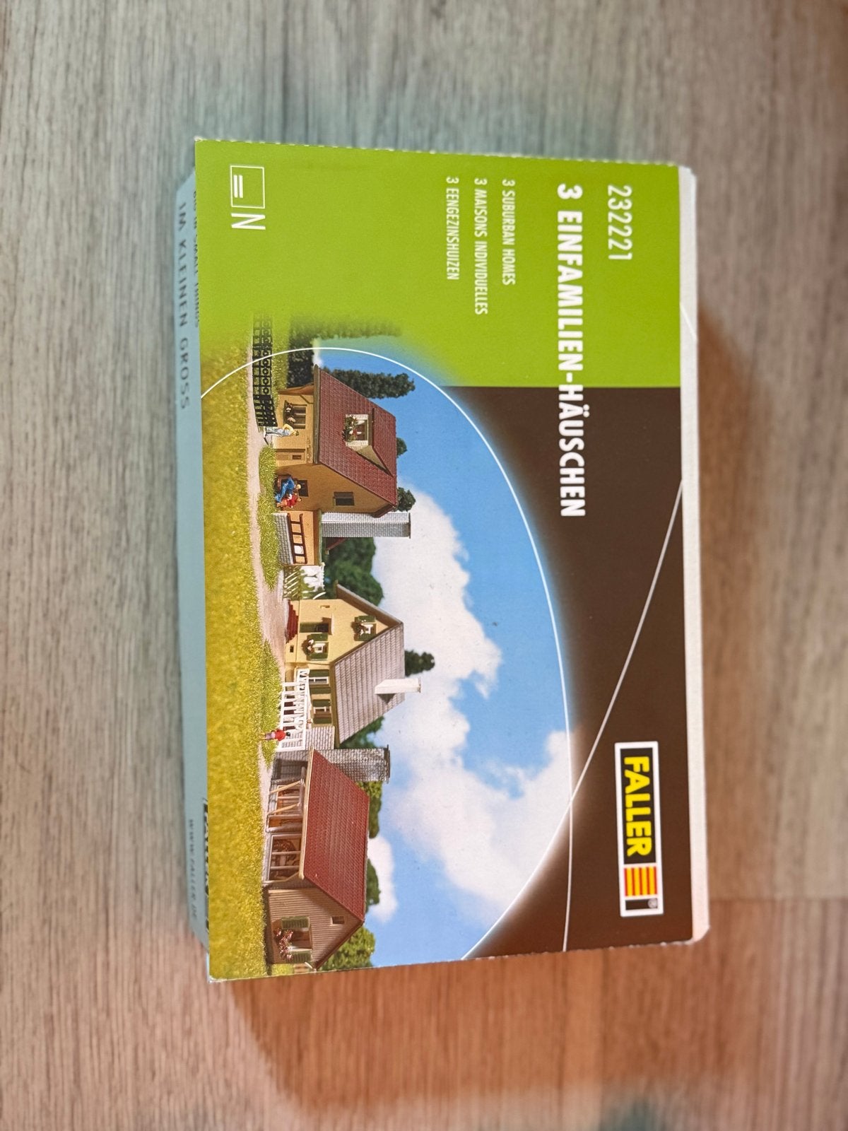 Faller 232221 N 3 Eenfamilien-Häuschen Modelbouw, Hobby en Vrije tijd, Modelbouw | Auto's en Voertuigen, Overige merken, 1:50 of kleiner