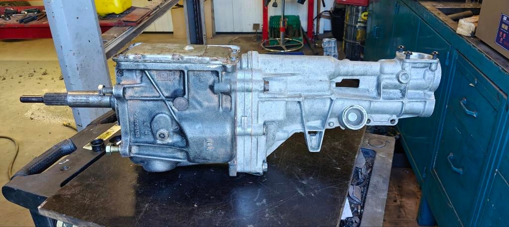 Ford Sierra T9 5 versnellingsbak bak Capri Taunus Escort, Auto-onderdelen, Transmissie en Toebehoren, Ford, MG, Gebruikt, Ophalen of Verzenden