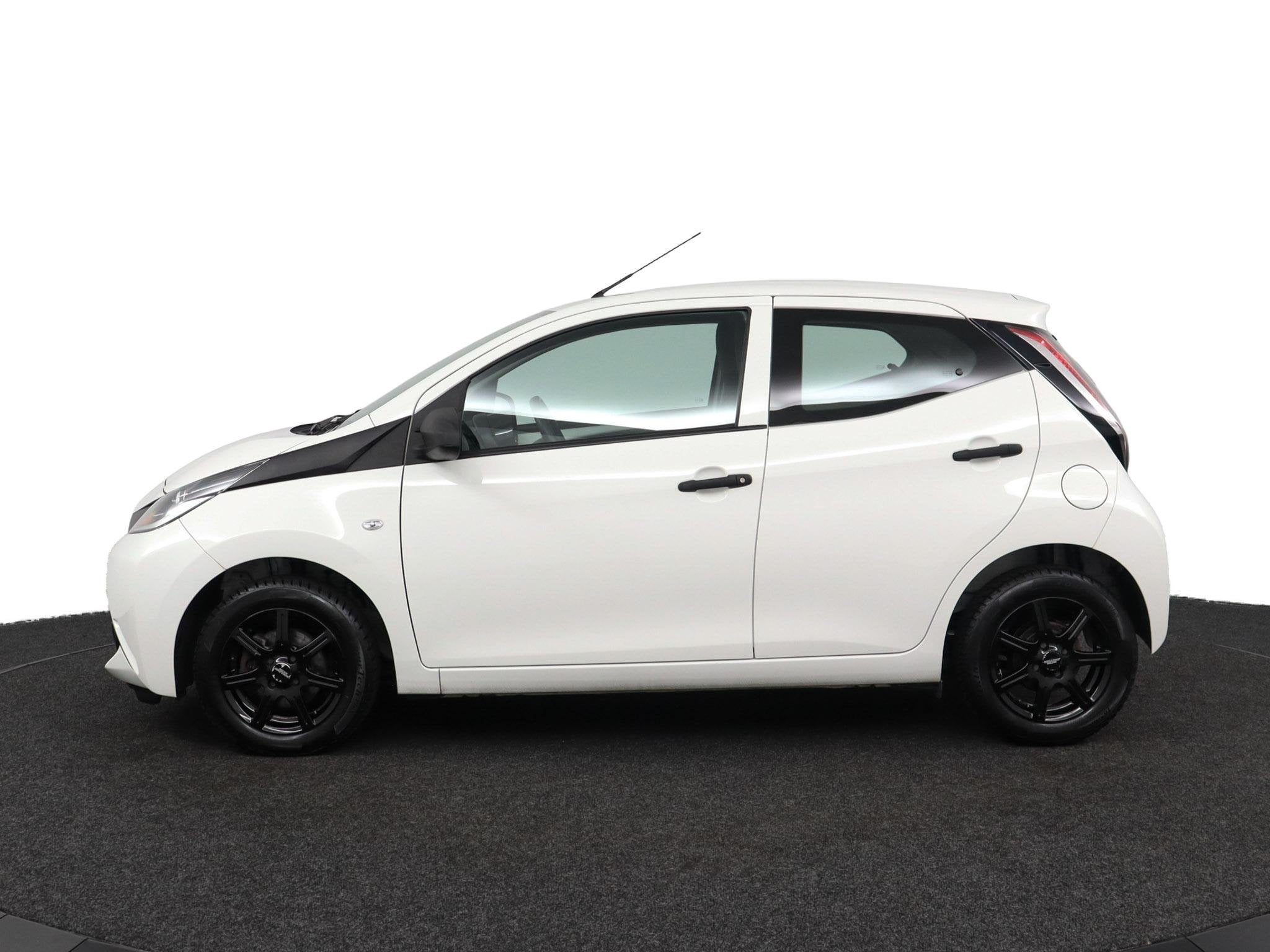 Toyota Aygo 1.0 VVT-i x-now | Airco |, Auto's, Toyota, Voorwielaandrijving, 12 maanden, Stof, Gebruikt