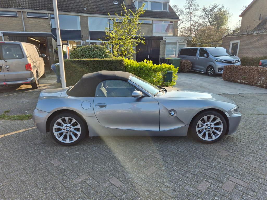 BMW Z4 2.0 I Roadster 2006 Grijs, Auto's, BMW, 13 km/l, 1995 cc, 4 cilinders, Cabriolet