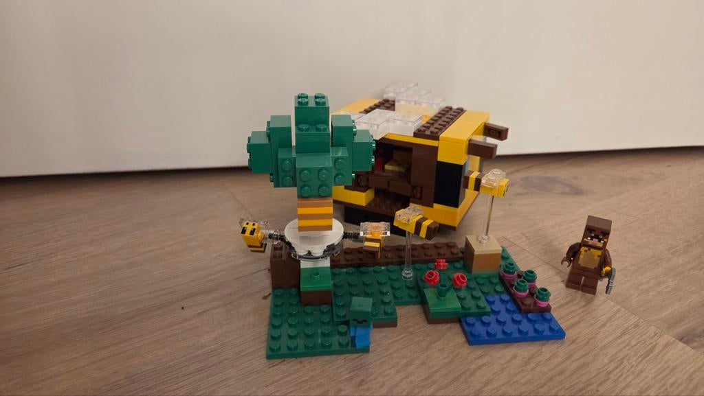 LEGO Minecraft De Bijenkorf (21241) Complete set, Compleet, Minecraft, Lego, Ophalen of Verzenden