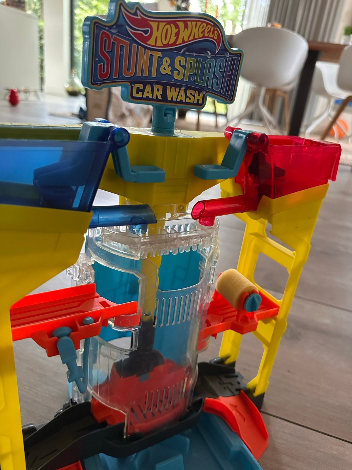 Hot Wheels Stunt & Splash Car Wash met Color Shifters, Ophalen of Verzenden, Zo goed als nieuw