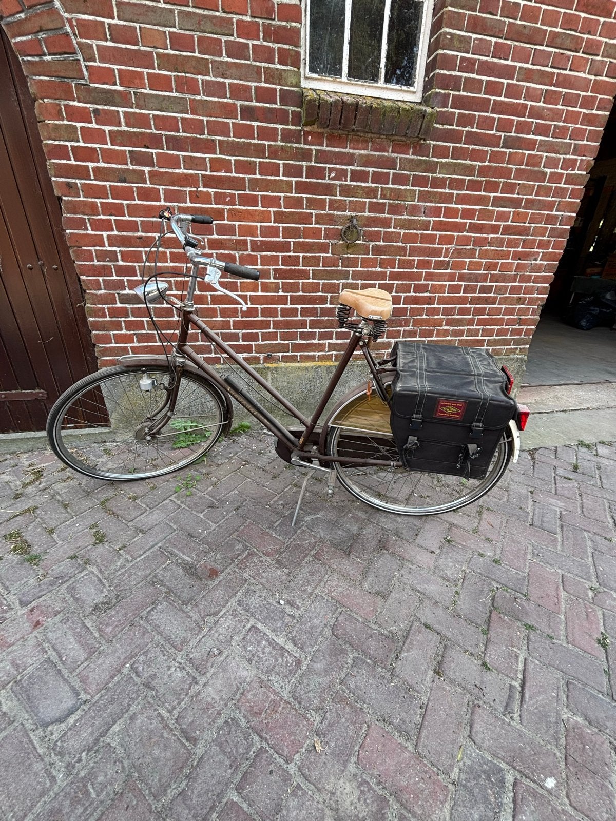 Nevada Damesfiets met 3 versnellingen en fietstassen, Velgrem, Versnellingen, Ophalen, Overige merken