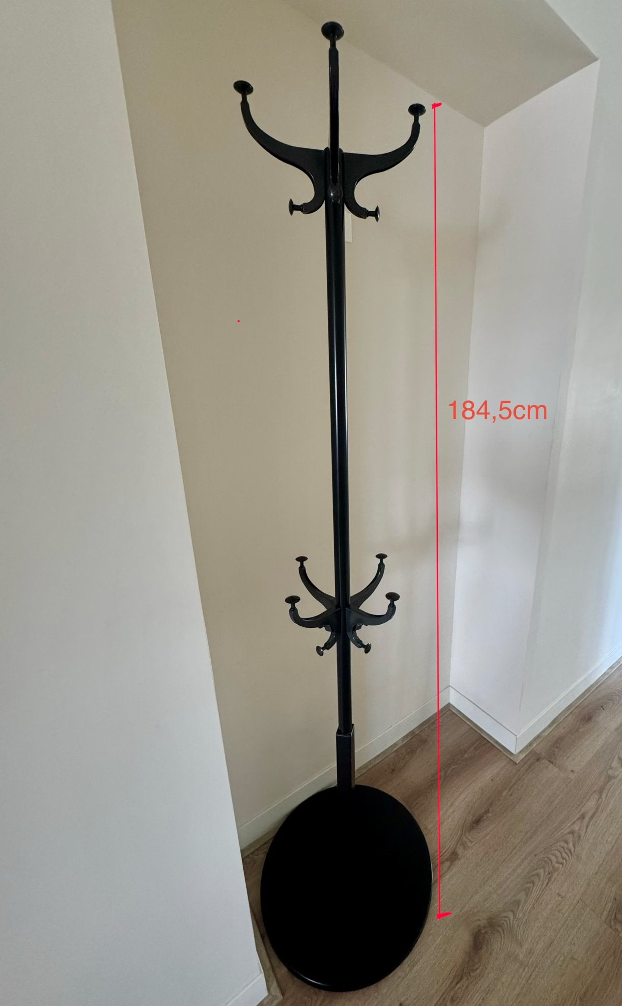 Zwarte staande kapstok 184,5 cm, Ophalen, Zo goed als nieuw, Metaal, Staande kapstok