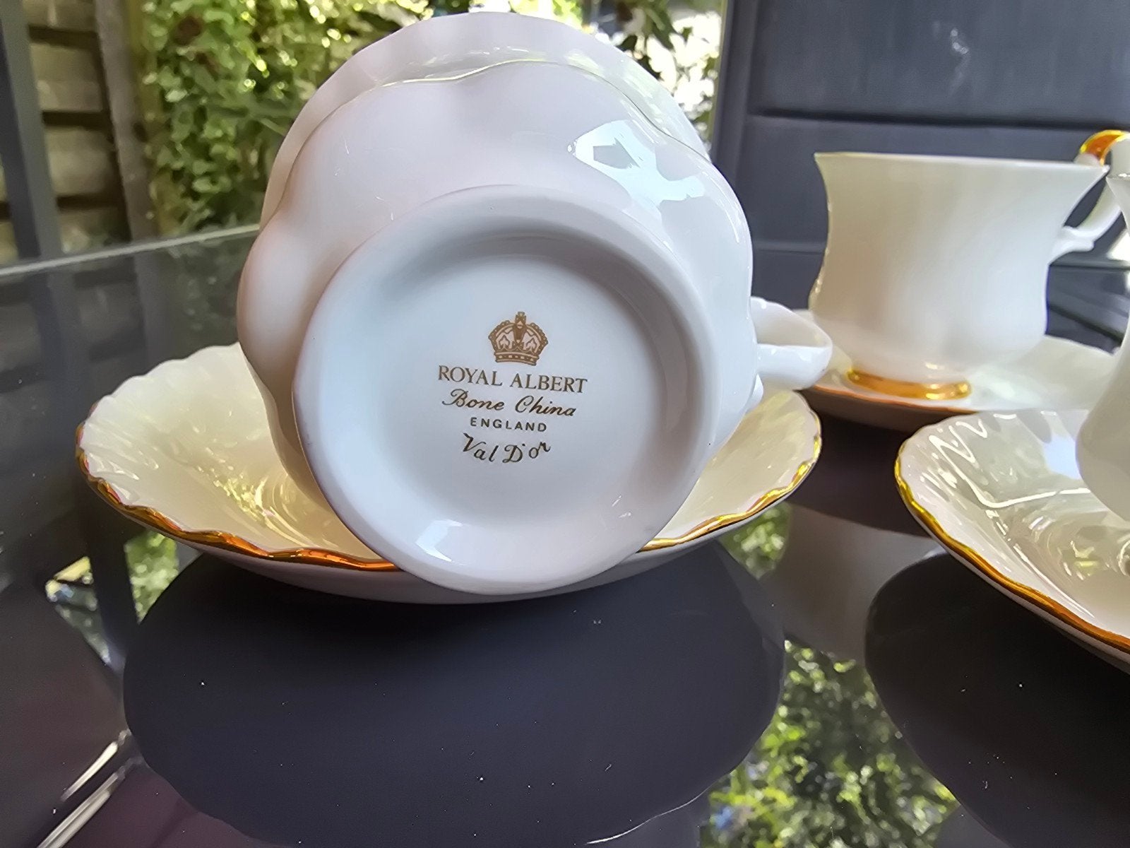 Royal Albert Val D'Or Porseleinen Kop en Schotel met goudran, Ophalen of Verzenden
