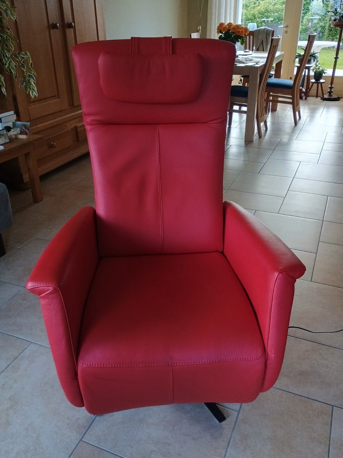 relax stoel met sta-op functie., Huis en Inrichting, Fauteuils, Verzenden, Zo goed als nieuw, Leer, 50 tot 75 cm