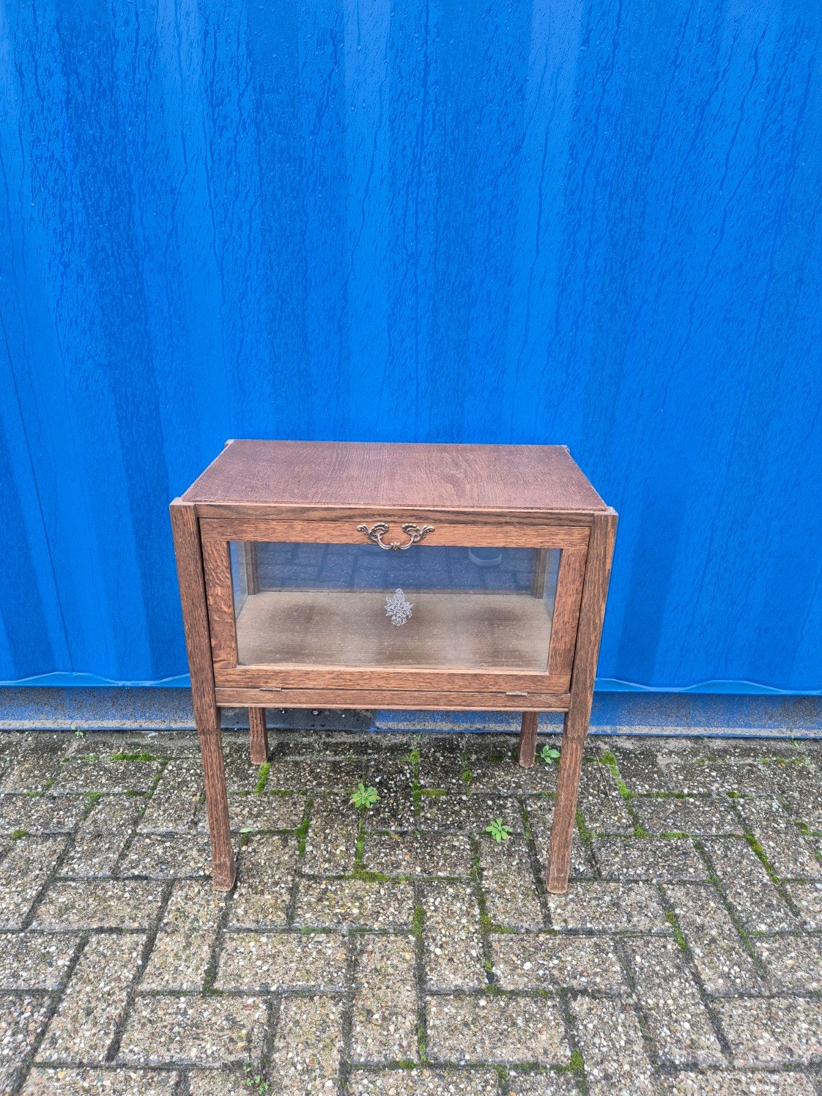Prachtig vintage vitrinekastje, Antiek en Kunst, Ophalen of Verzenden
