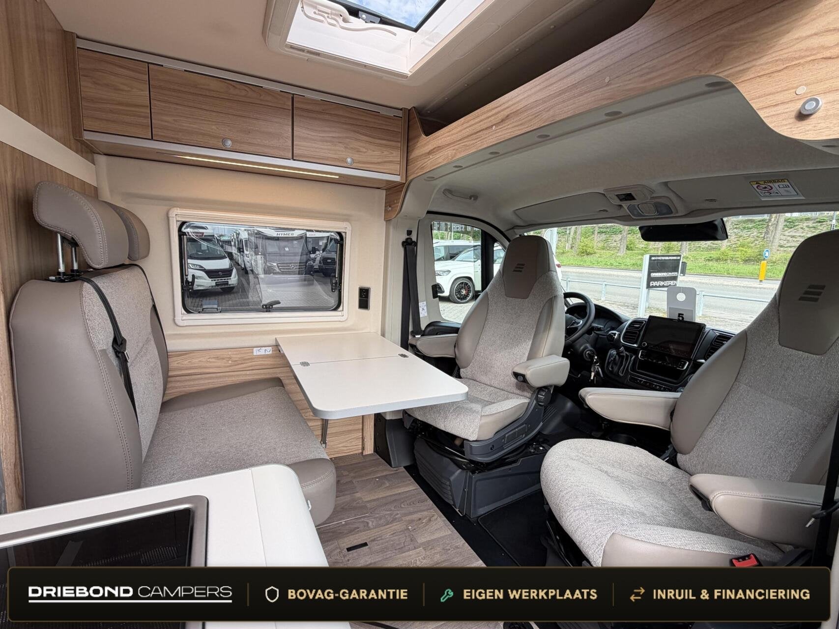 Hymer Yellowstone Cross-Over 180PK 9T-Automaat Enkele Bedden, Automaat, Buscamper of Camperbus, Airbags, Tot en met 2