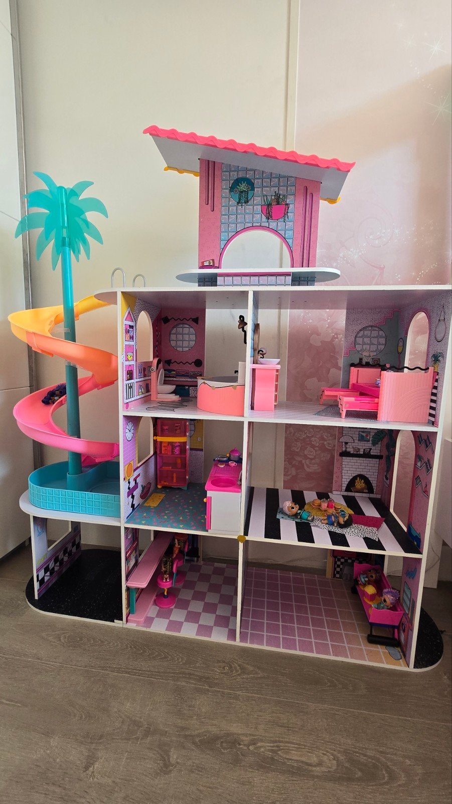 LOL Surprise Poppenhuis XXL met Meubels en Toebehoren, Ophalen, Zo goed als nieuw, Poppenhuis