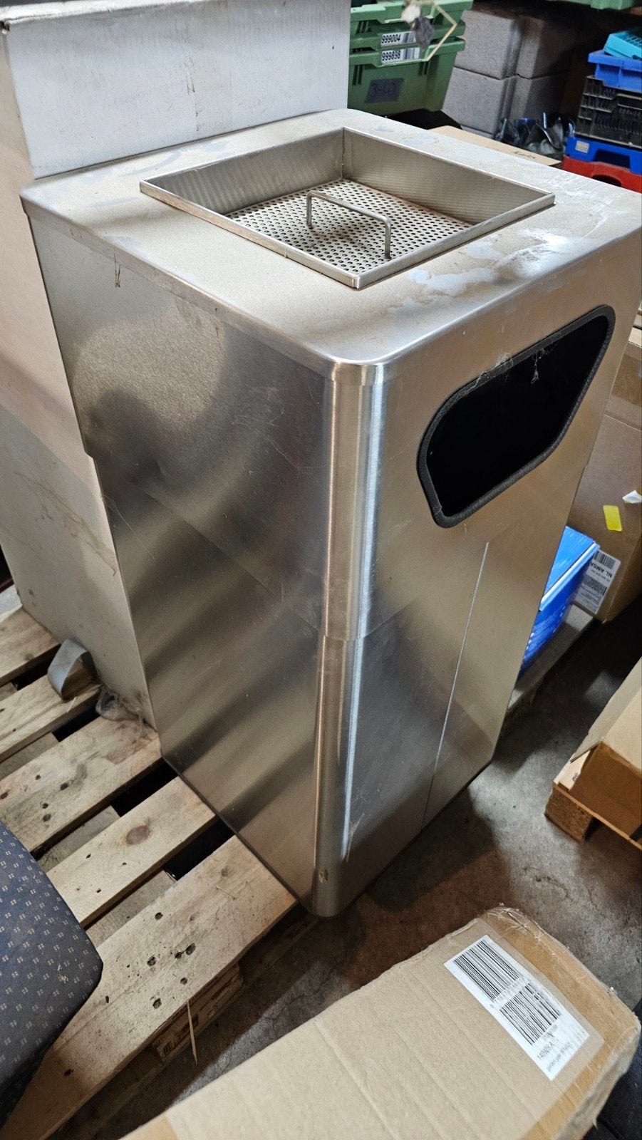 rvs prullenbak afvalbak 25 euro, Huis en Inrichting, Woonaccessoires | Prullenbakken, Ophalen, Nieuw, 40 liter of meer, Rvs