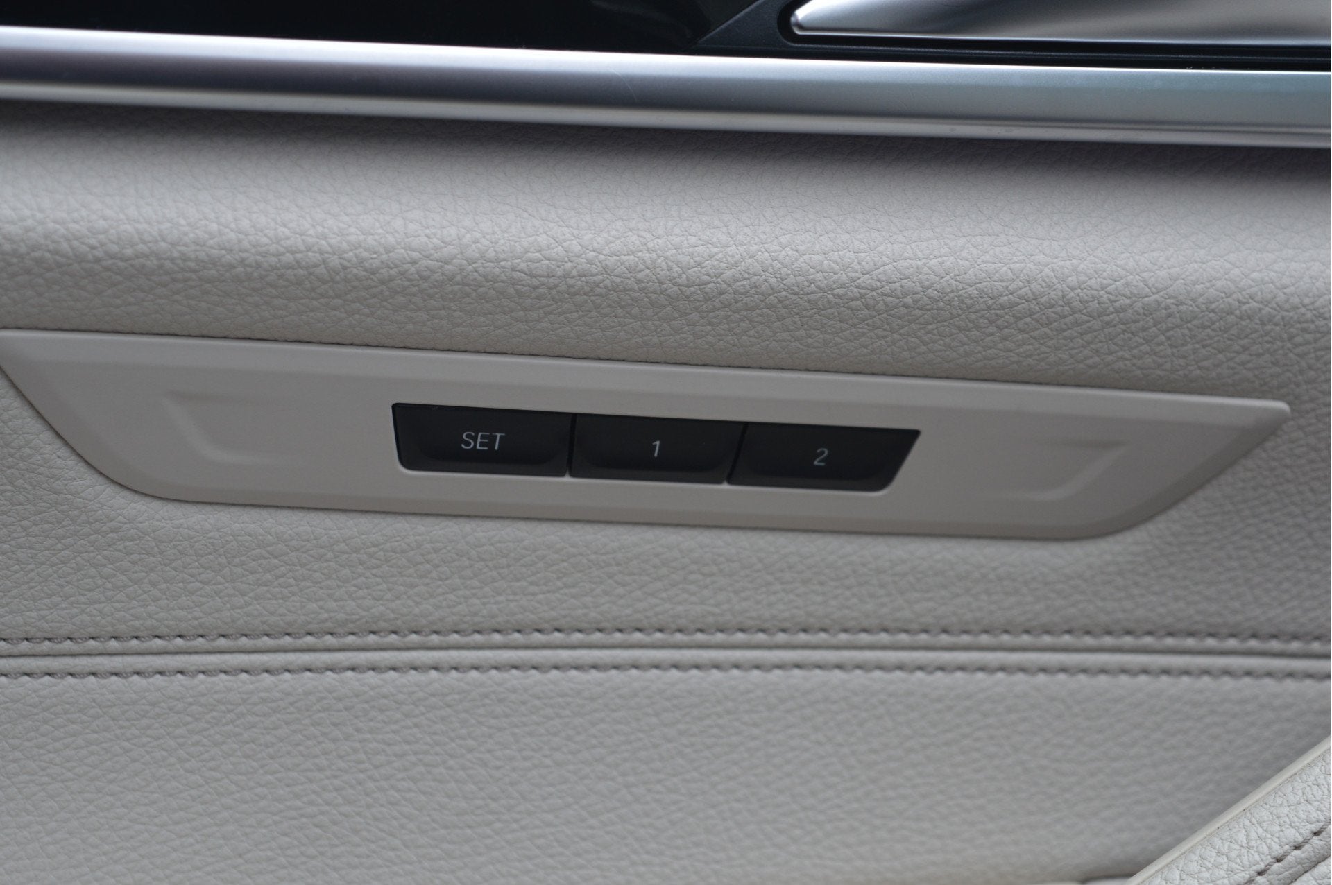 Foto 14 van BMW 5 Serie Touring 520i High Executive | M-PAKKET | PANO |