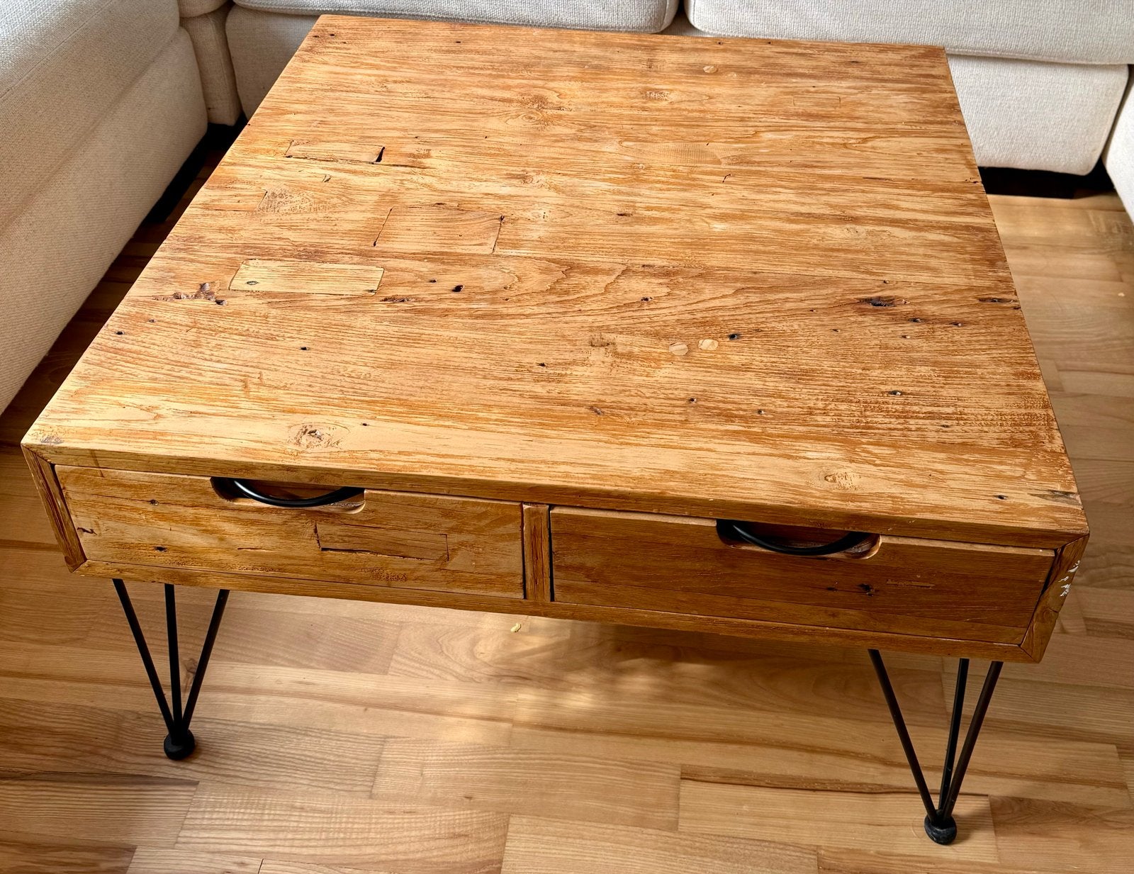 Teakhouten salontafel met lades en hairpin poten, Huis en Inrichting, Ophalen, Gebruikt, 100 tot 150 cm, 50 tot 100 cm