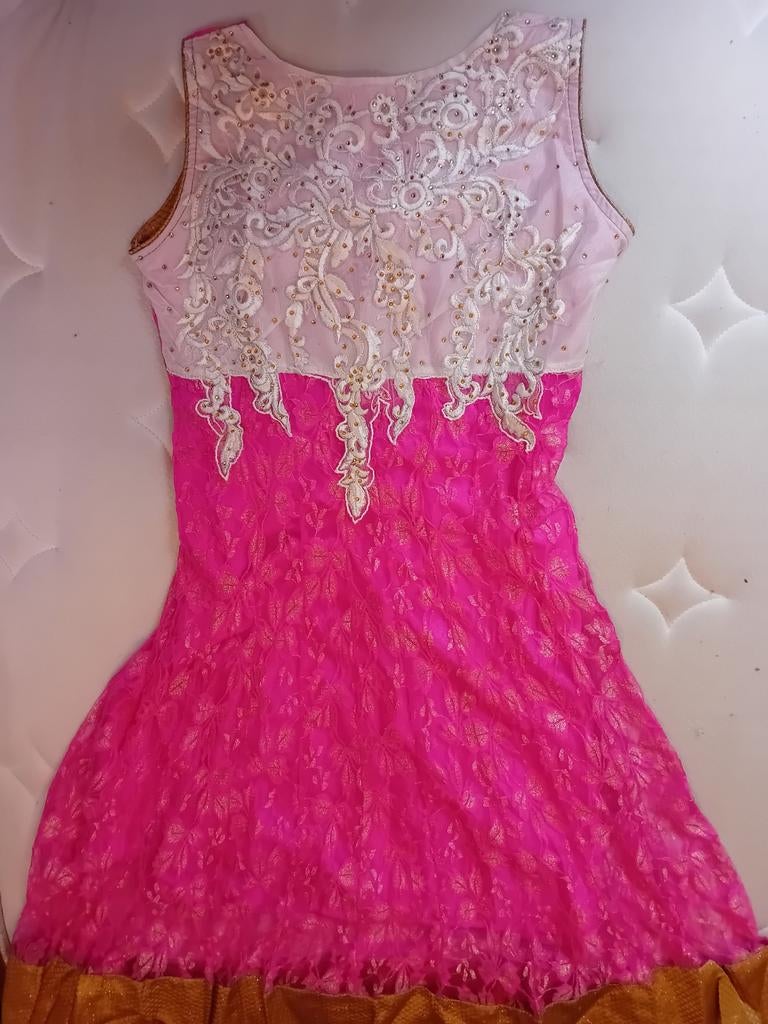 Salwar Kameez roze / wit nieuw, Maat 38/40 (M), Overige typen, Ophalen of Verzenden, Roze