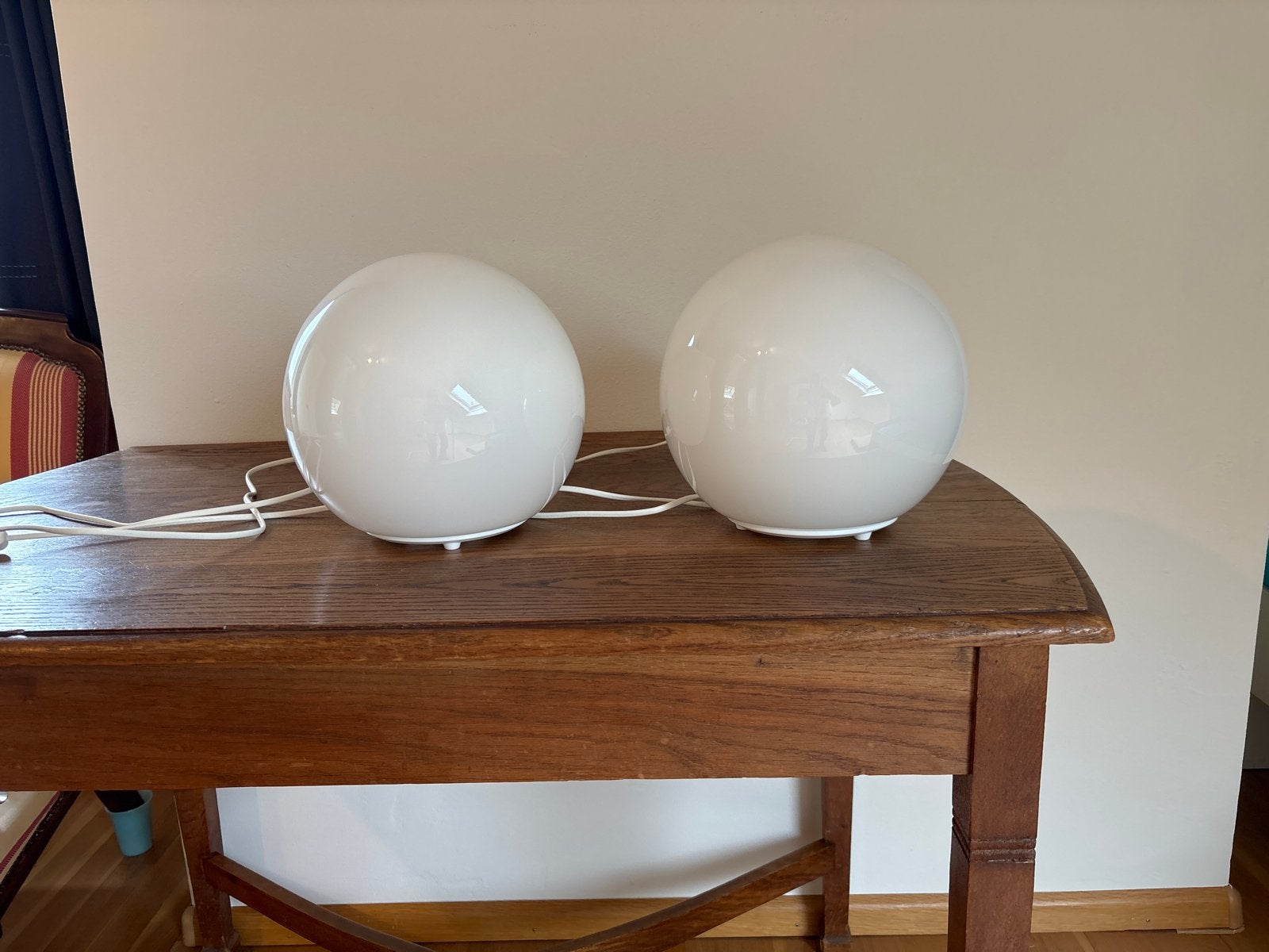 2x IKEA Fado glazen bollampen met lamp en snoer, Ophalen, Wit, Inclusief lichtbron, IKEA
