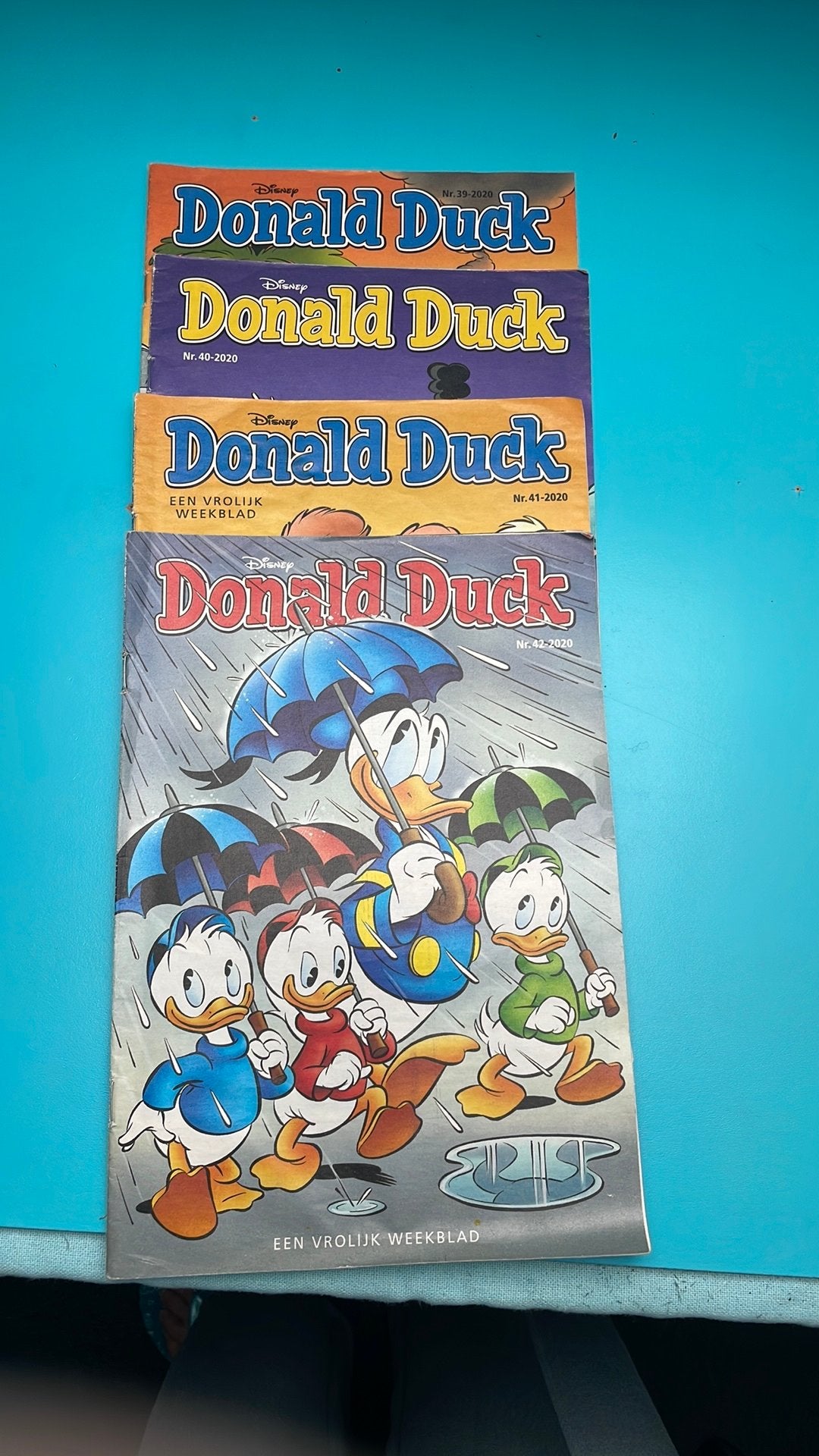4 Donald Duck strips, Boeken, Meerdere comics, Ophalen of Verzenden, Zo goed als nieuw, Europa