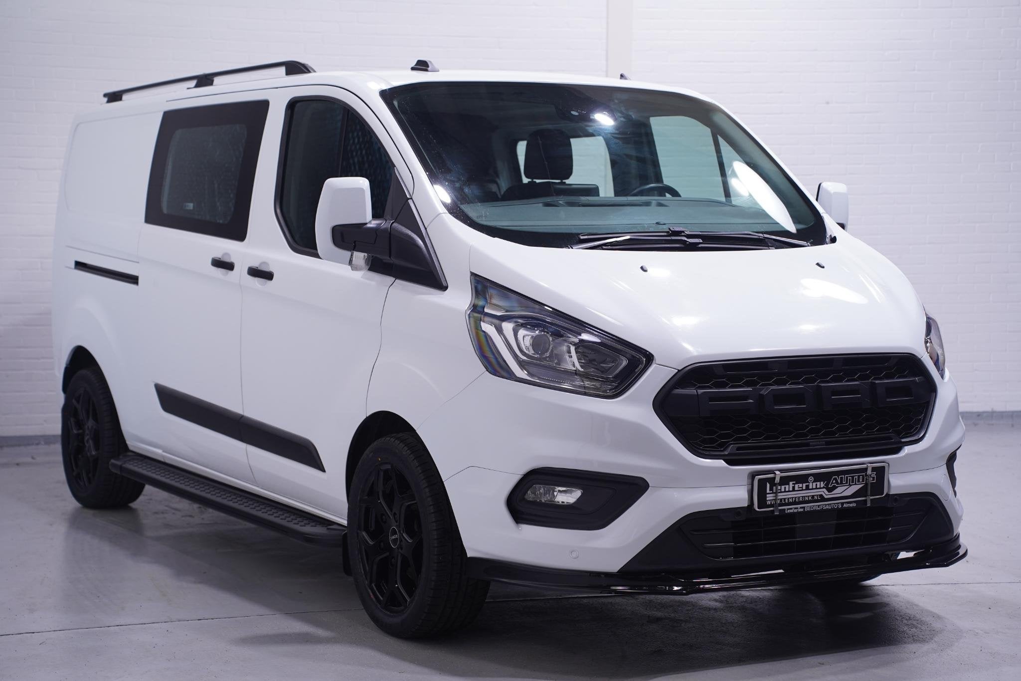 Ford Transit Custom 2.0 TDCI 130 pk Dubbel Cabine Edition 6-, Auto's, Bestelauto's, Voorwielaandrijving, Stof, Gebruikt, 4 cilinders