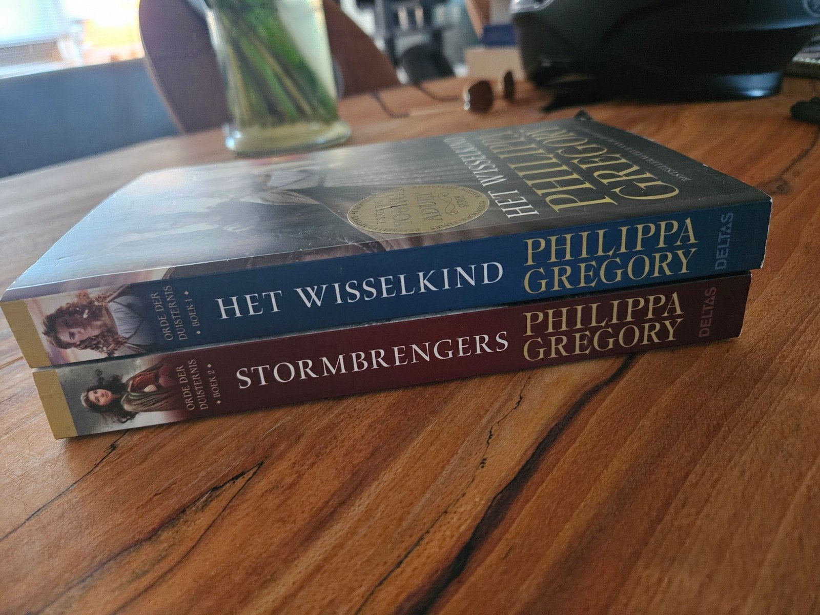 Philippa Gregory - Het Wisselkind & Stormbrengers, Ophalen, Zo goed als nieuw, Philippa Gregory, Nederland