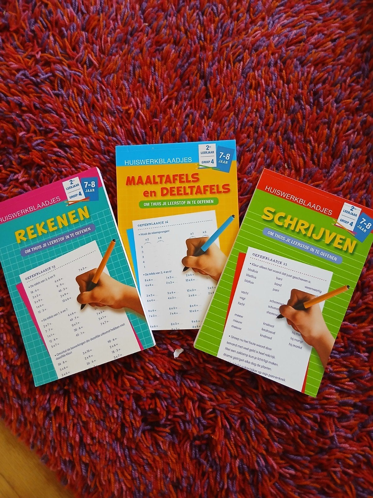 Huiswerkblaadjes Rekenen, Schrijven, Maaltafels Groep 4, Ophalen of Verzenden, Gelezen