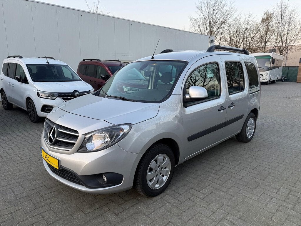 Mercedes-Benz Citan Automaat Rolstoelauto 4+1 - Bodemverlagi, Auto's, Mercedes-Benz, Automaat, Gebruikt, Overige modellen, Overige carrosserieën