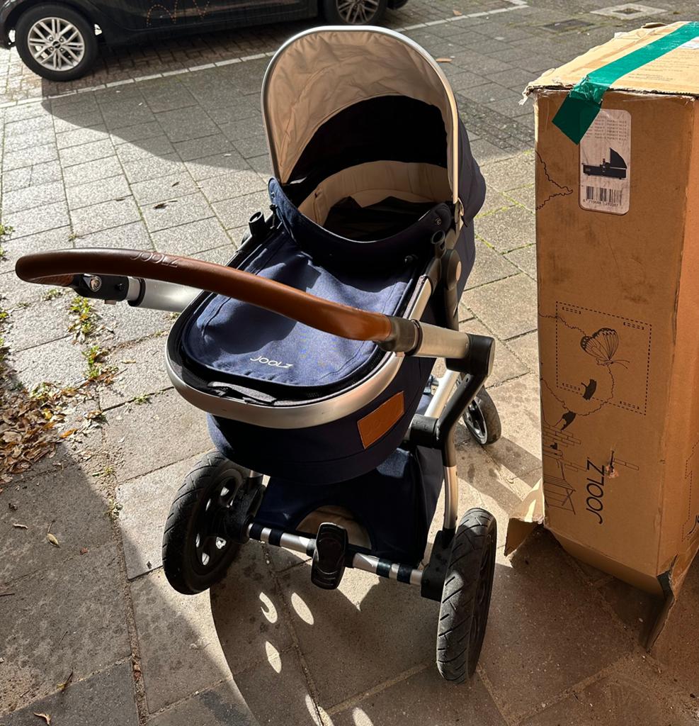 Joolz kinderwagen + reiswieg, Nu 200,-, Ophalen, Zo goed als nieuw, Overige merken, Met reiswieg