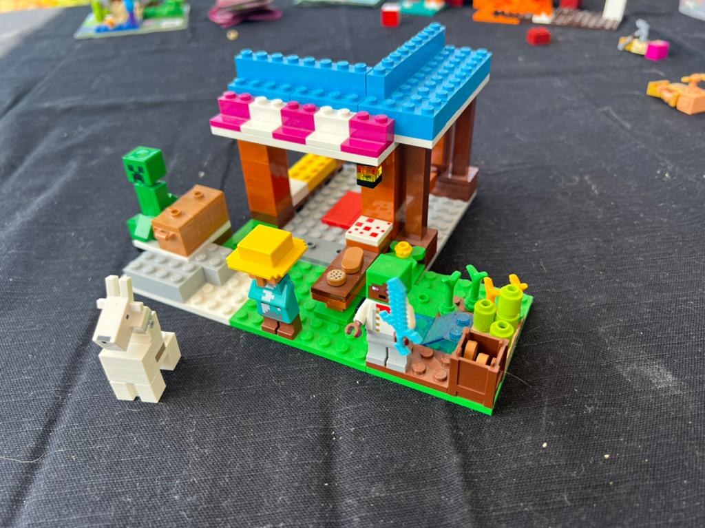 Lego Minecraft 21184, Kinderen en Baby's, Speelgoed | Duplo en Lego, Ophalen of Verzenden, Zo goed als nieuw