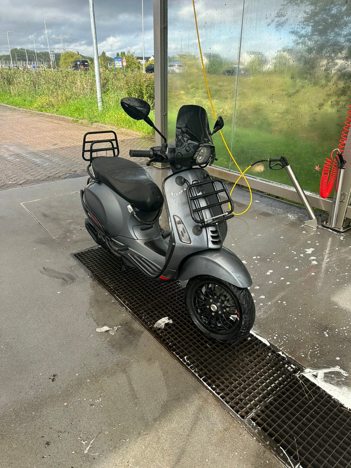 Vespa Sprint S E5 Grigio Titanio 2021 Full Option, Ophalen, Maximaal 45 km/u, Vespa S, Zo goed als nieuw